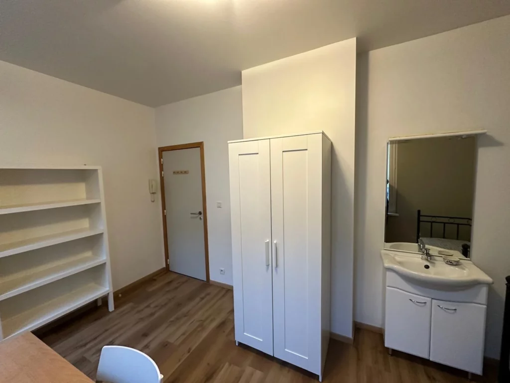 Petites chambres étudiantes à louer
