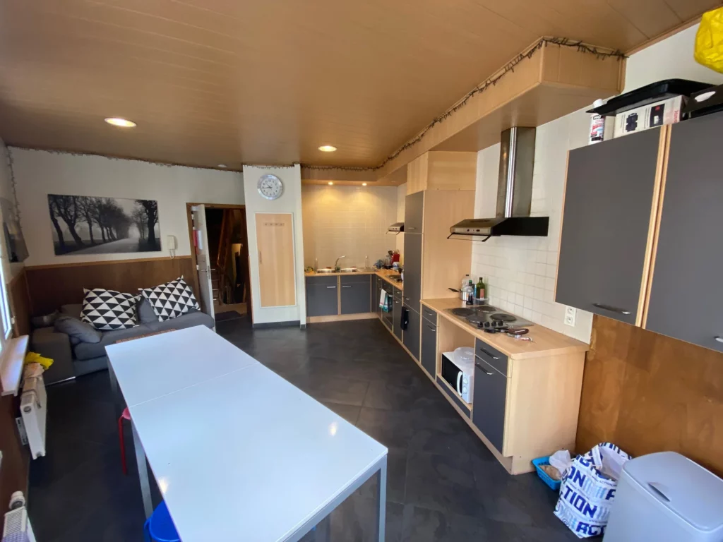 Rooms for rent with common kitchen in Antwerpen