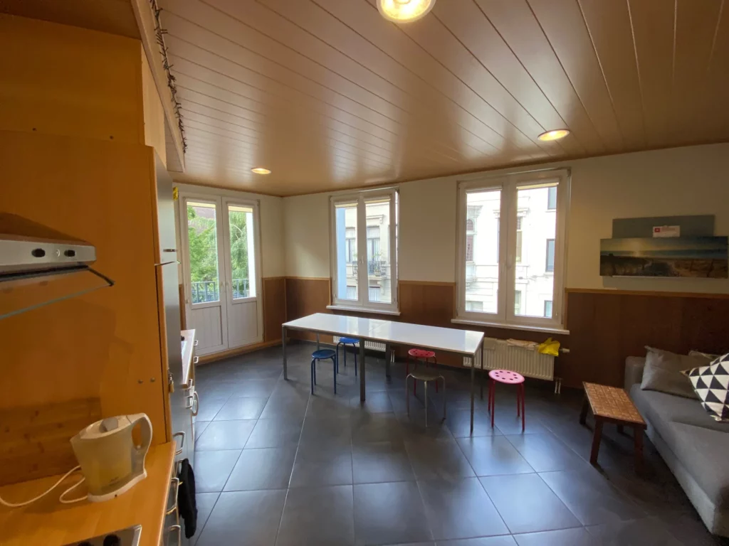 Chambres à louer avec cuisine commune à Anvers
