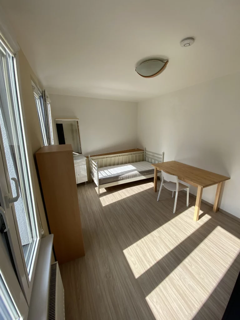 Petites chambres étudiantes à louer