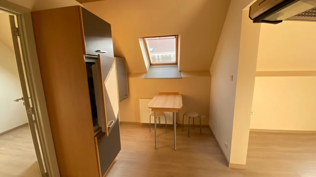 Studio for rent in Antwerpen Studio for rent in Antwerpen