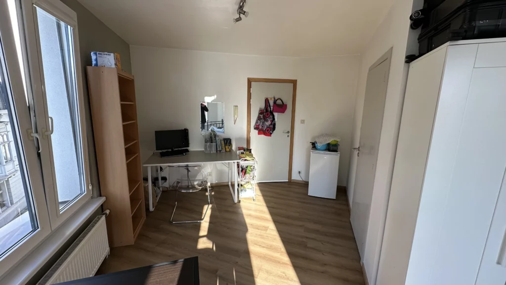 Grote studentenkamers te huur